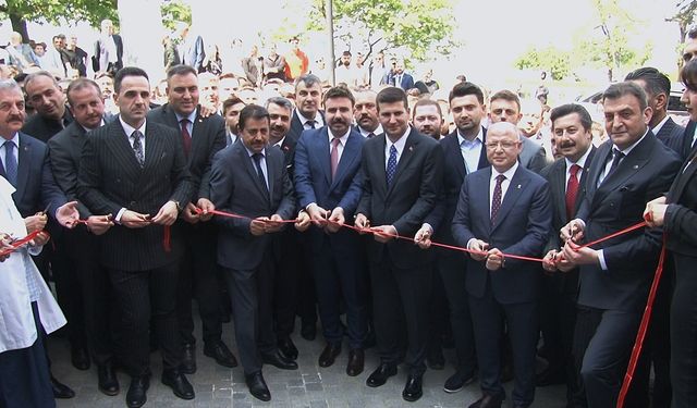 Ülkü Ocakları Bursa İl Başkanlığı yeni hizmet binası açıldı