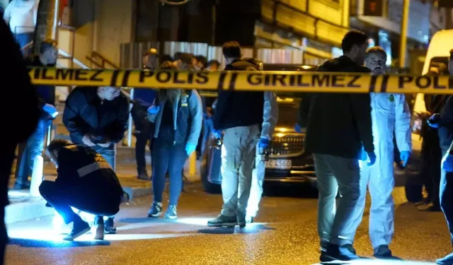 Eğlence mekanına el bombalı saldırı