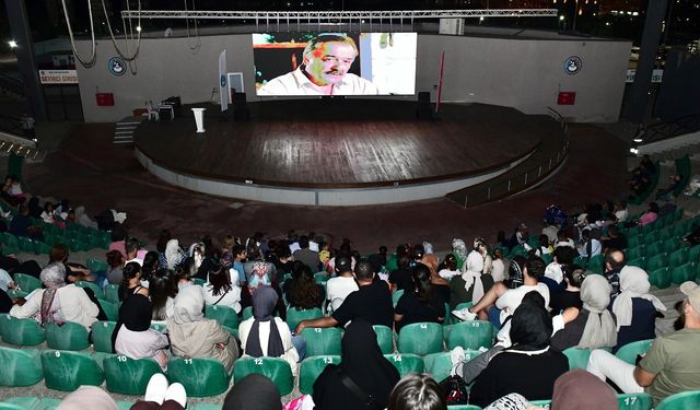 Kestel’de açık hava sinema keyfi tüm hızıyla sürüyor