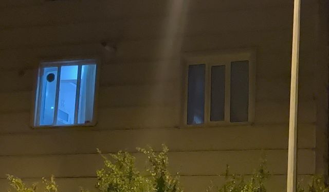 Yeğenini erkek arkadaşıyla gören amca bıçakla saldırdı