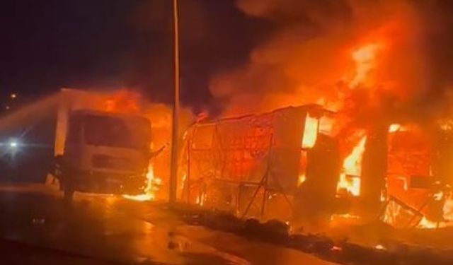 Bursa'da 3 kamyon ve 1 tır alev alev yandı, ortalık savaş alanına döndü