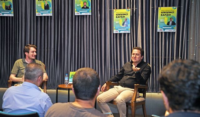 Başarılı girişimci tecrübelerini Osmangazi’de gençlerle paylaştı
