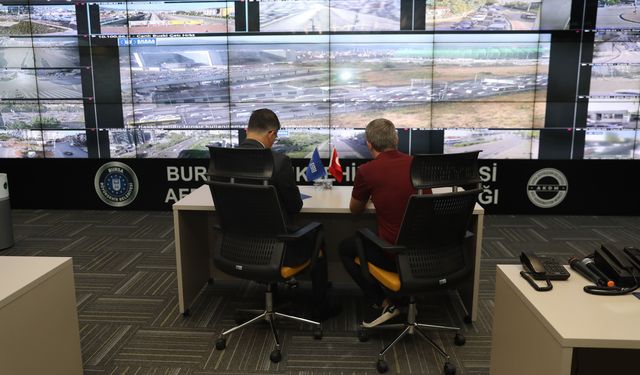 Bursa'da yeni eğitim-öğretim yılı sorunsuz başladı