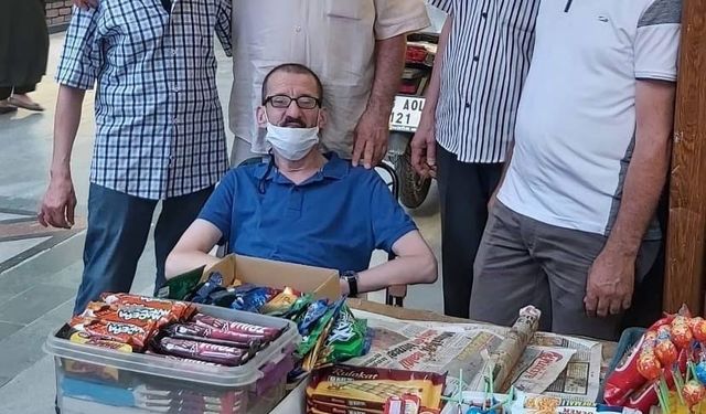 Engelli satıcının zararını, Başkan Taban karşıladı