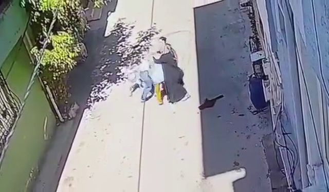 Bursa’da 3 kadın, kucağında çocuğu olan anneyi tekme tokat dövdü