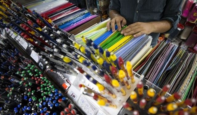 Zincir marketler çekildi, kırtasiyeci nefes aldı!