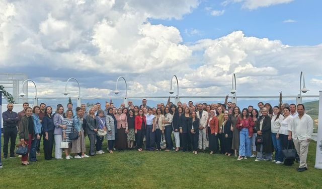 Organ bağışının lider bölgesi sempozyumda bir araya geldi