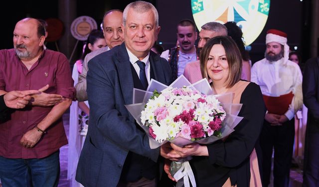 Atatürk'ün Bursa'ya gelişinin 103'üncü yıl dönümü Osmangazi'de muhteşem gösteriyle kutlandı