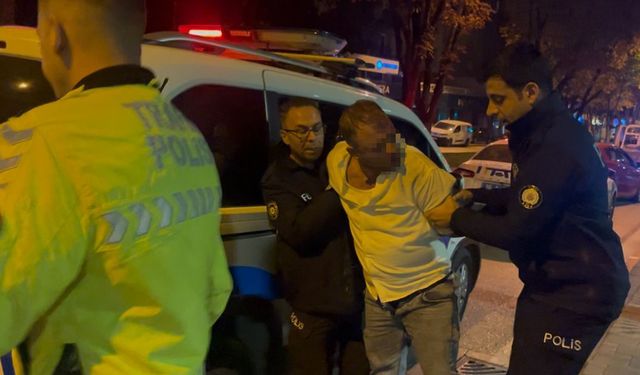 Patlak lastikle polisten kaçan alkollü sürücü ortalığı ayağa kaldırdı
