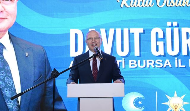 AK Parti teşkilatı muhtarlarla bir araya geldi