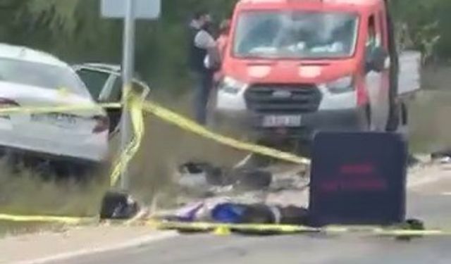 Bursa'da otomobil ile motosiklet kafa kafaya çarpıştı: 1 ölü, 1 yaralı