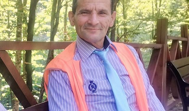 Üzerine ağaç düşen belediye işçisi hayatını kaybetti