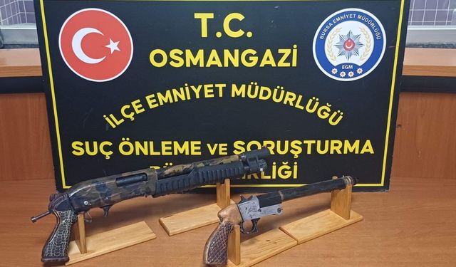 Osmangazi'de ruhsatsız silah operasyonu: 3 gözaltı