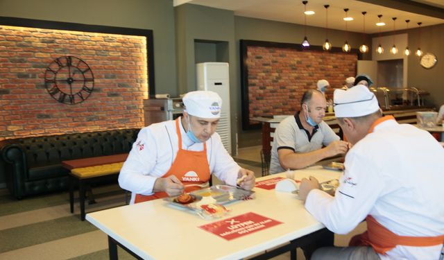 Endüstriyel yemekte ucuzluk yarışı, toplum sağlığını tehdit ediyor