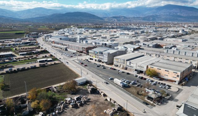 İnegöl sanayi bölgesinde 261 araçlık otopark hizmete girdi