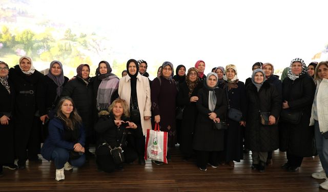 Osmangazi Belediyesi’nden kadınlara özel kültür gezisi