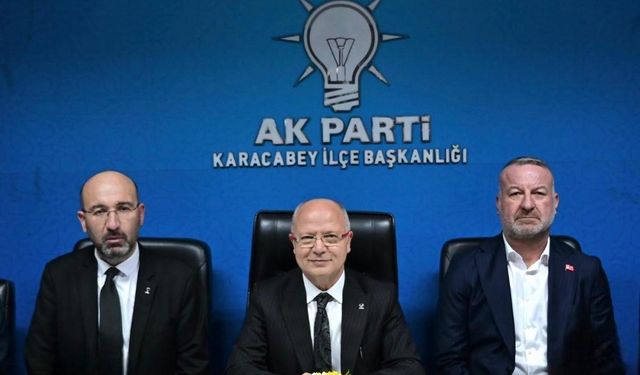 Başkan Gürkan: "Büyükşehirdeki tutarsız yönetim Bursa'ya zaman kaybettiriyor"