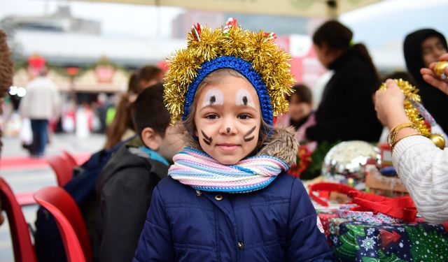Yeni Yıl Festivali Osmangazi Meydanı'nda yoğun ilgi görüyor
