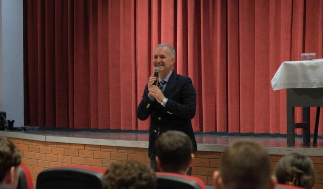 Başkan Taban, gençlere kulak verdi