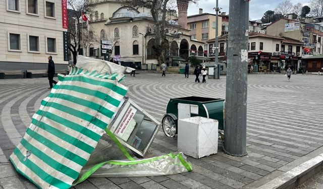 Bursa'da fırtına etkili oldu