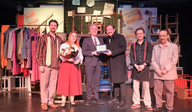 İnegöl sahnesinde festival var