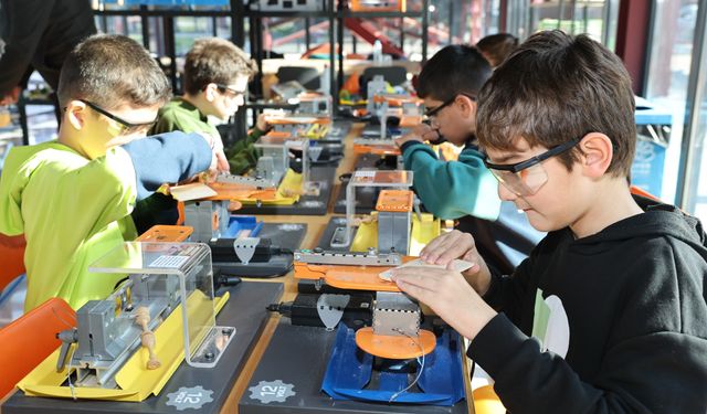 Nilüfer Belediyesi’nden çocuklara yarıyıl hediyesi