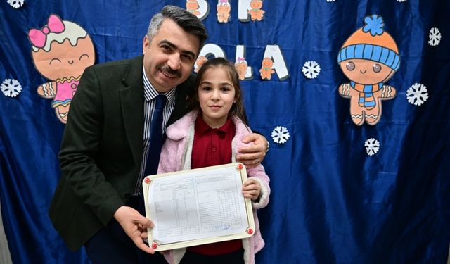 Başkan Yılmaz, öğrencilerin karne heyecanına ortak oldu