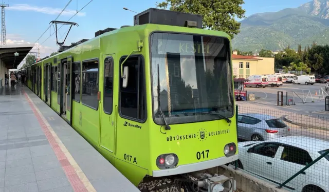 Bu ilçede üniversite öğrencilerinin ulaşım kartları belediyeden