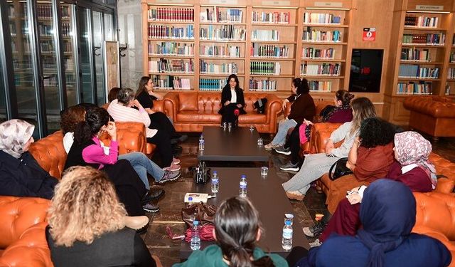 Osmangazi Belediyesi’nden Zihinsel İyi Oluş Atölyesi: Vatandaşlara stres ve rahatlama teknikleri öğretildi