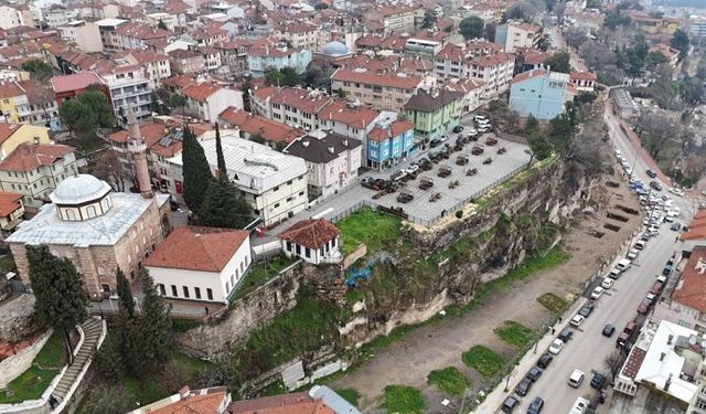 Bursa’nın Kalbi Hisar Yeniden Doğuyor