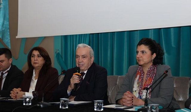 Başkan Şadi Özdemir temizlik personeliyle buluştu: “Hepimiz yol arkadaşıyız”