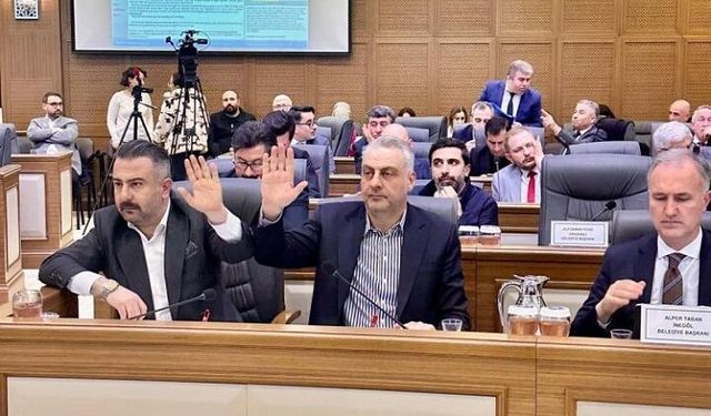 Bursa Büyükşehir Belediyesi meclisinde deprem tartışması: AK Parti'den muhalefete sert yanıt
