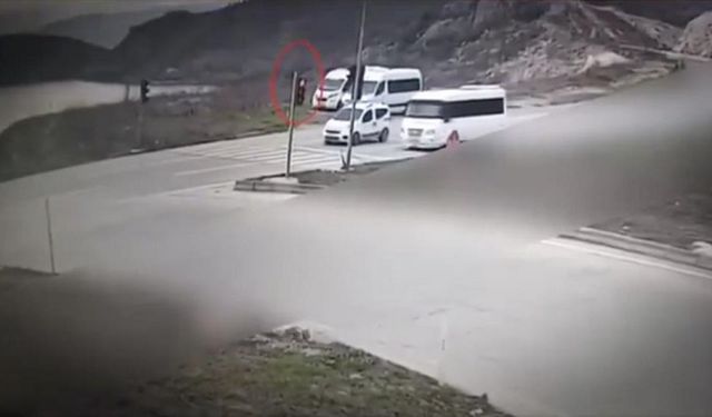 İnegöl’de trafik denetimi: Kırmızı ışık ihlali kameraya takıldı