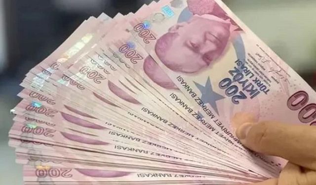 Emekli Bayram İkramiyesi 17 Bin TL Olacak mı? Meclis’e Yasa Teklifi Sunuldu