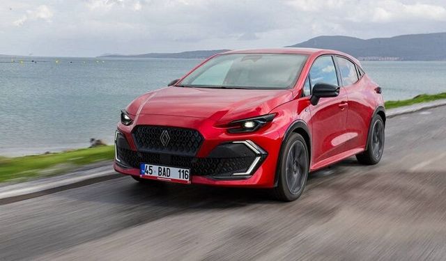 Yeni Renault Clio 6 tanıtılıyor: Teknoloji ve konfor bir arada