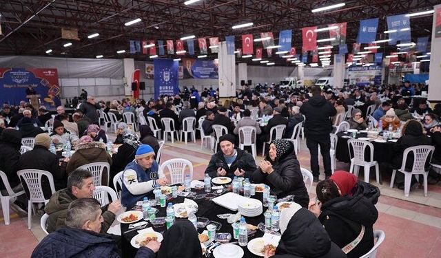 Bursa Büyükşehir Belediyesi’nden Mustafakemalpaşa’da iftar