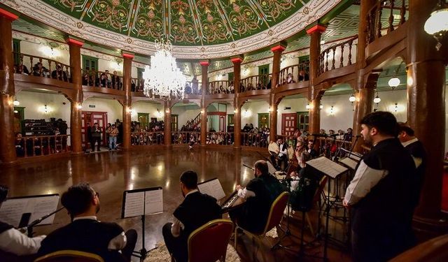 ‘RamazaNağme’ Tasavvuf Konseri Bursalıları büyüledi