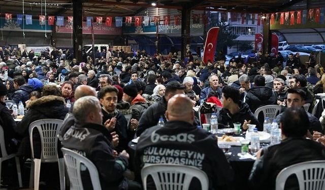 Nilüfer’de Ramazan sofrası: Büyükşehir vatandaşları aynı masada buluşturdu