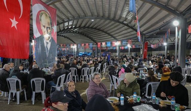 Bursa’da Ramazan ruhunu yaşatan iftar: Dayanışma ve kardeşlik mesajı