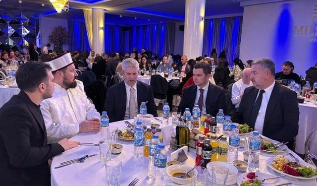 Osmangazi Belediye Başkanı Erkan Aydın, Varna’da Balkan soydaşlarıyla iftarda buluştu