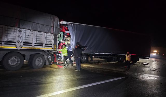 Bursa'da tır kazası: 1 ölü