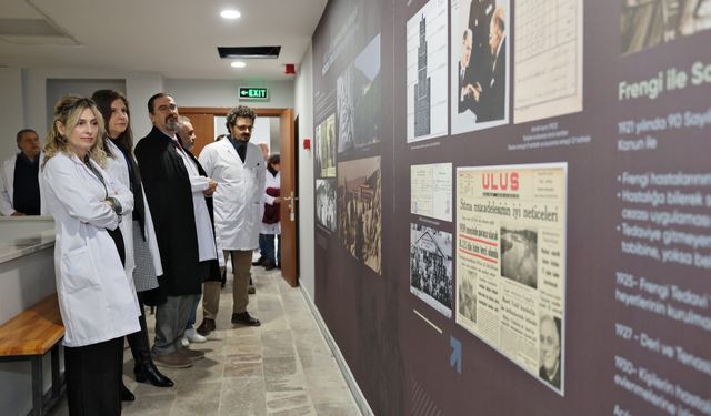 Genç Cumhuriyet'in sağlık alanındaki başarıları sergiyle anlatıldı