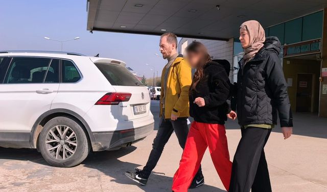 Bursa’da Dehşet Anları: Genç Kızların Bıçaklı Kavgasında 1 Tutuklama