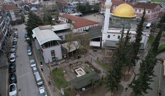 İhsaniye eski köy meydanı modern bir görünüme kavuşuyor