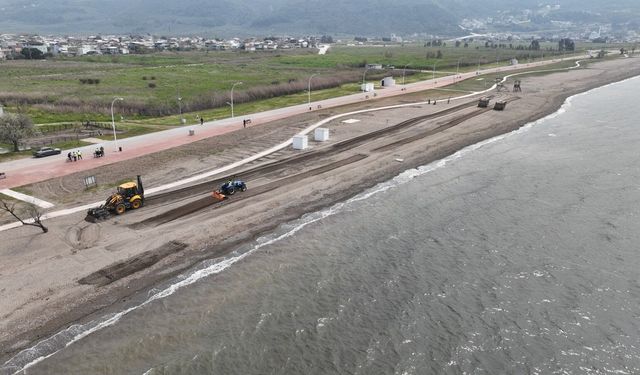 Plajlar yaza hazır hale getiriliyor