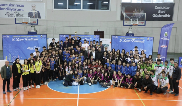Puanlı atletizmde kupalar sahiplerini buldu