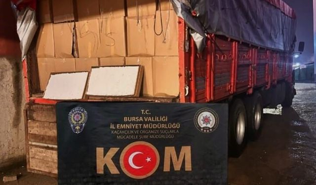 Bursa’da Rekor Baskın: 4 Milyonun Üzerinde Dolu Makaron Ele Geçirildi