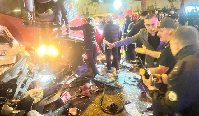 Katliam gibi kaza: 5 ölü, 6 yaralı