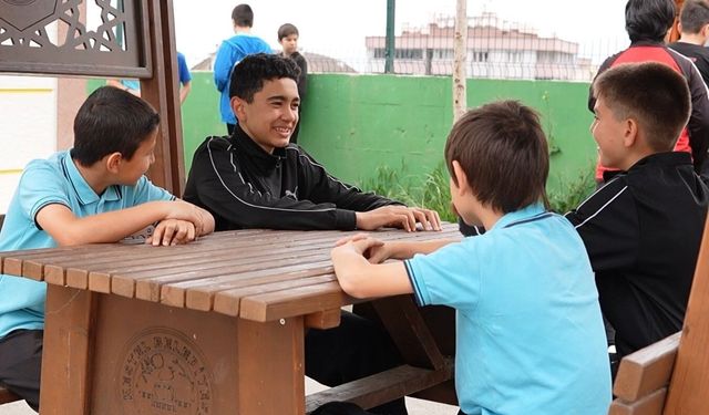 320 kent mobilyası Kestel’in yaşam alanlarına değer kattı