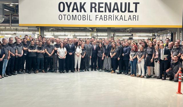 Bakan Kacır: "Türkiye'ye yatırım yapan kazanıyor"